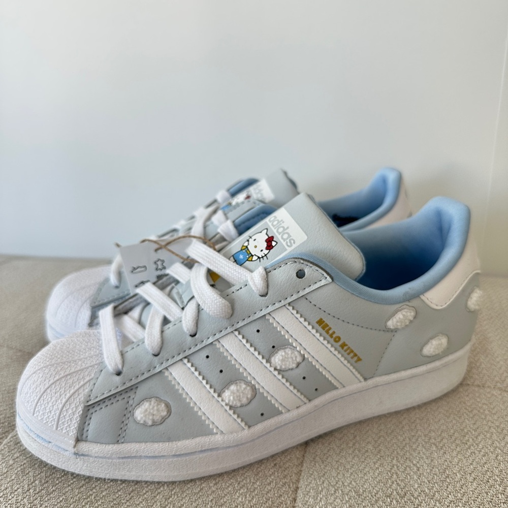 NWT Adidas x Hello Kitty Superstar J IG6995 Light Blue & Clouds Sneakers